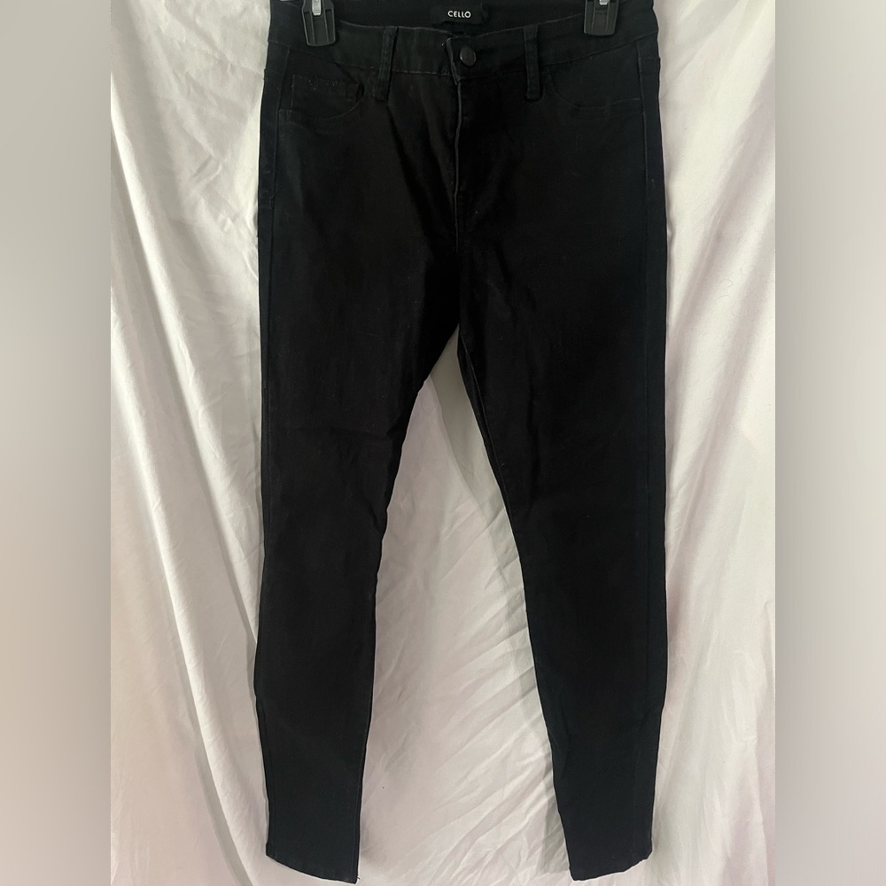 CELLO Black Denim Jeans Sz 7 OR 9 Womens Skinny Jegging SUPER Stretch Mid Rise